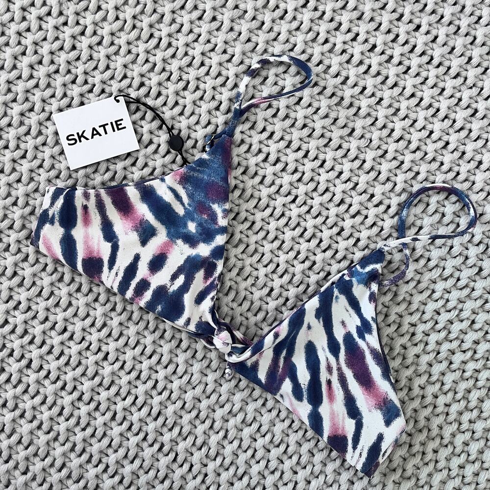 Skatie• ‘Sarah’ Bikini Top in COACHELLA Tie Dye - Picture 2 of 10